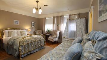 3. Rose's Room | Free WiFi