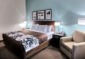 Standard Room, 1 King Bed, Non Smoking | Pillowtop beds, desk, iron/ironing board, free WiFi - Sleep Inn & Suites Center (Center)
