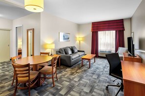 特厚豪華床墊、房內夾萬、獨特設計、獨特裝修