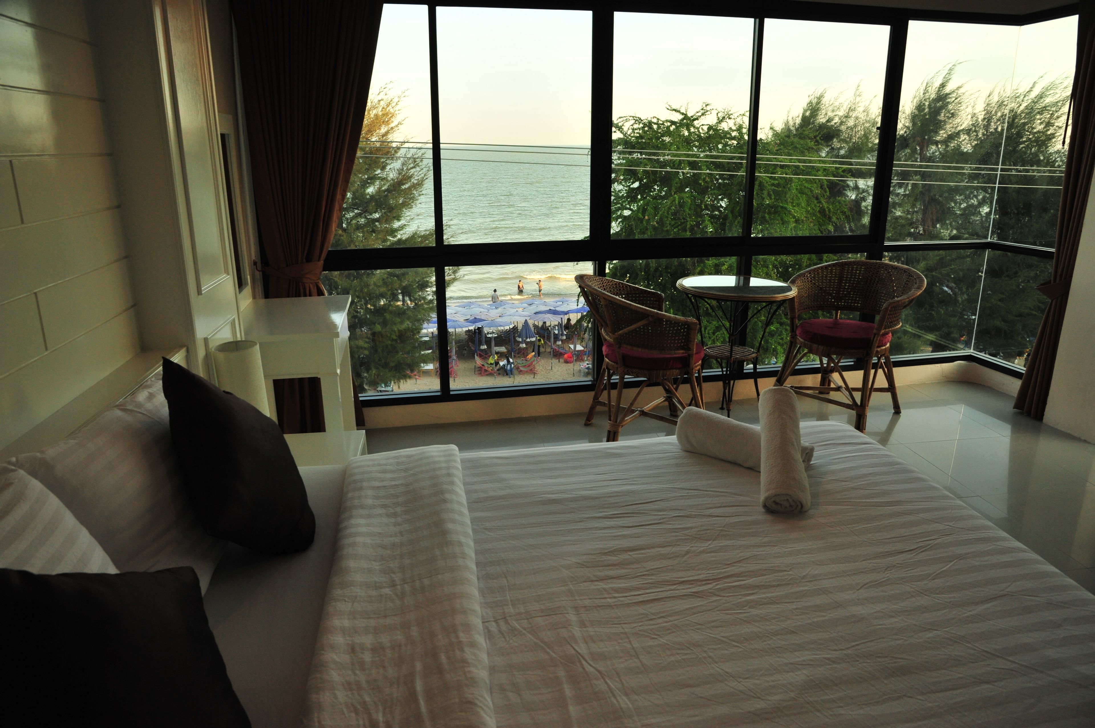 Standard Room, Sea View | Free WiFi