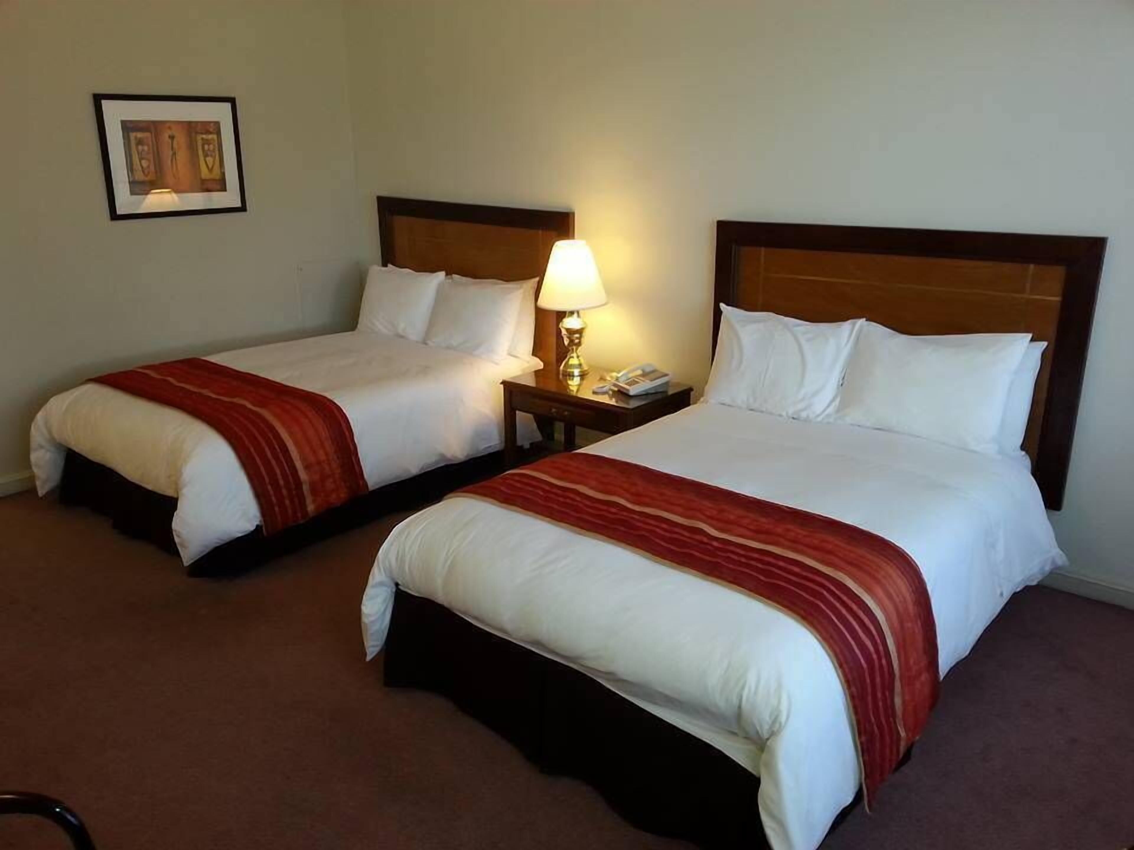 Coffres-forts dans les chambres, bureau