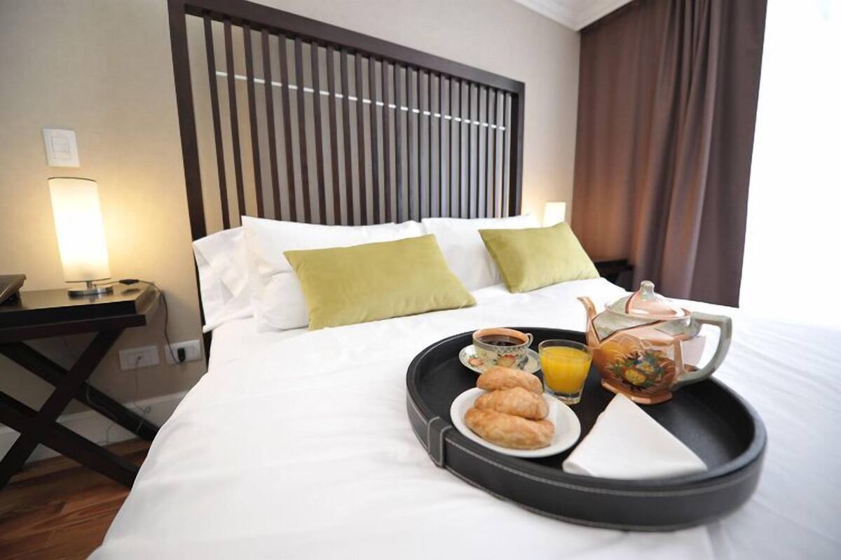 Premium bedding, down comforters, pillowtop beds, in-room safe