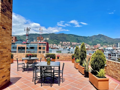 122 Plaza Apartahotel