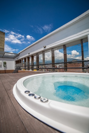 室外 Spa 池