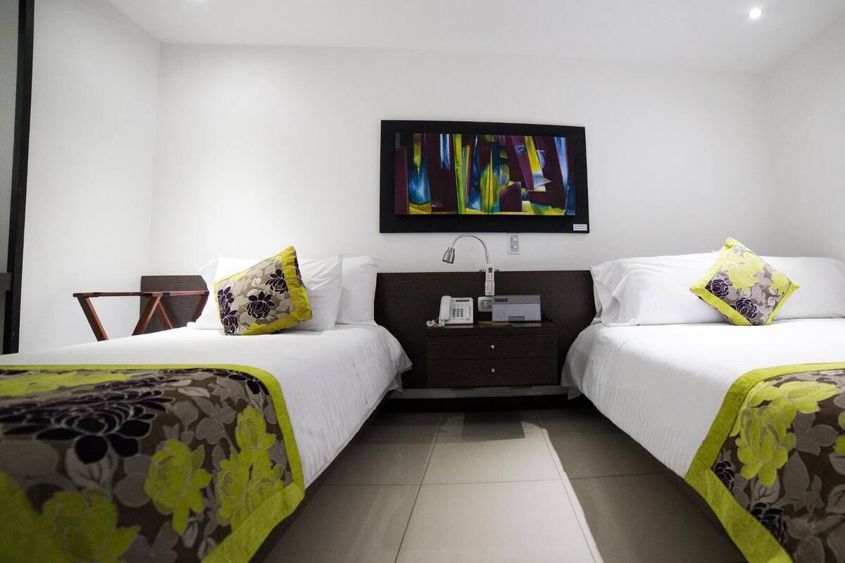 In-room safe, WiFi (free), bed sheets