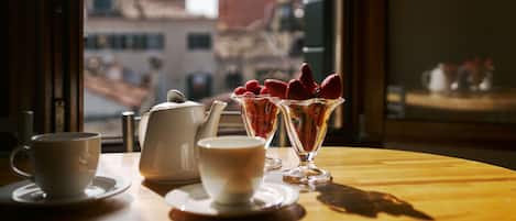 LÀgenhet Deluxe - annex | Eget kök | Espressobryggare och vattenkokare