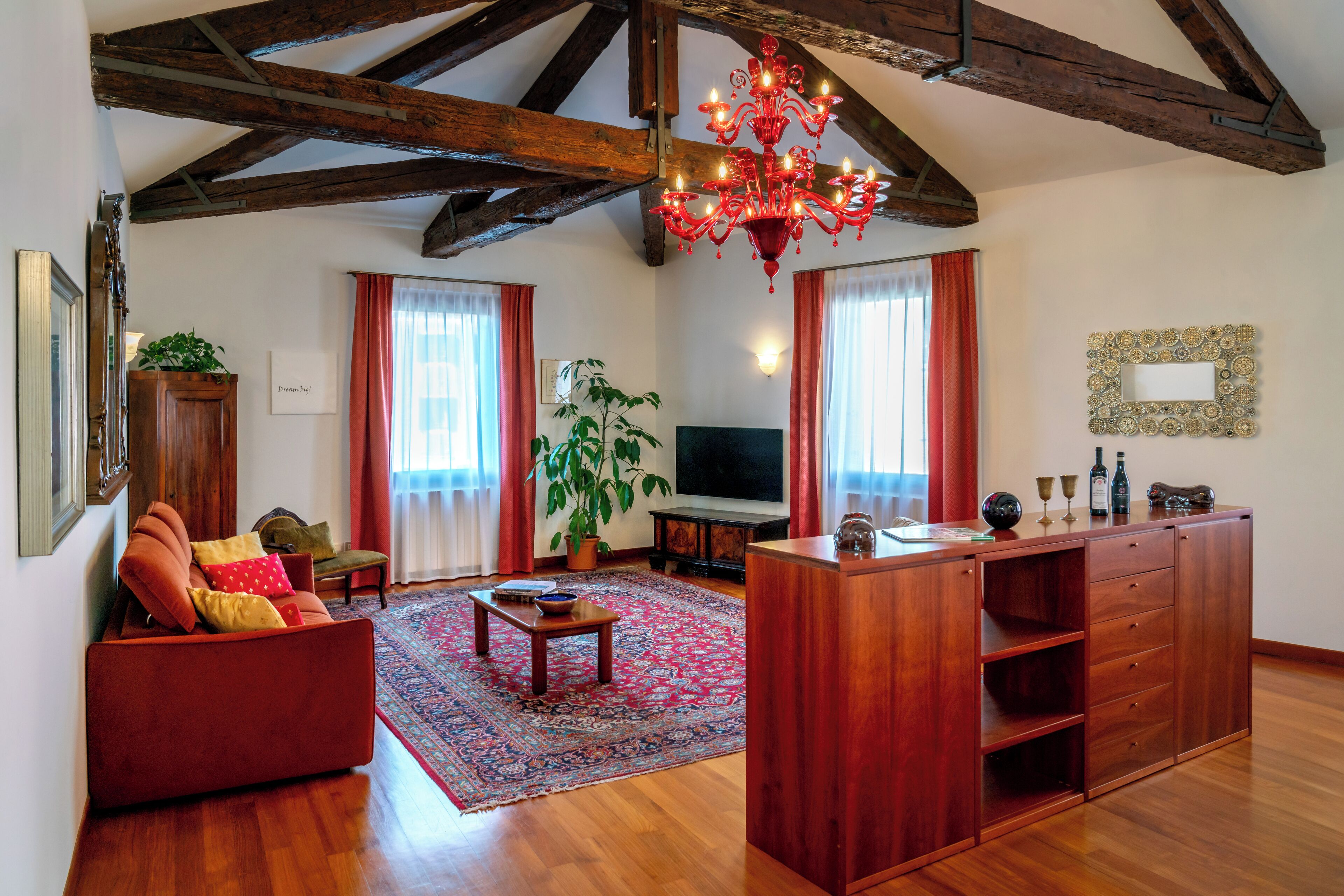 Photo - Palazzo San Luca