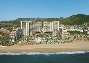 Aerial view - Dreams Vallarta Bay Resort & Spa - All Inclusive (Puerto Vallarta)