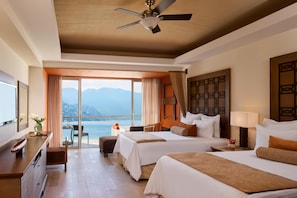 Premium bedding, free minibar, in-room safe, desk