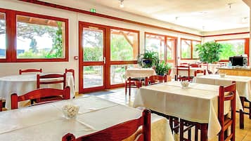 Daily buffet breakfast (EUR 12 per person)
