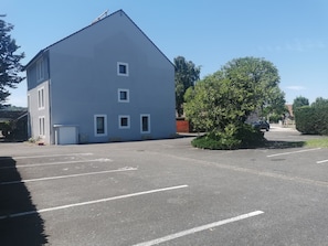 Free self-parking