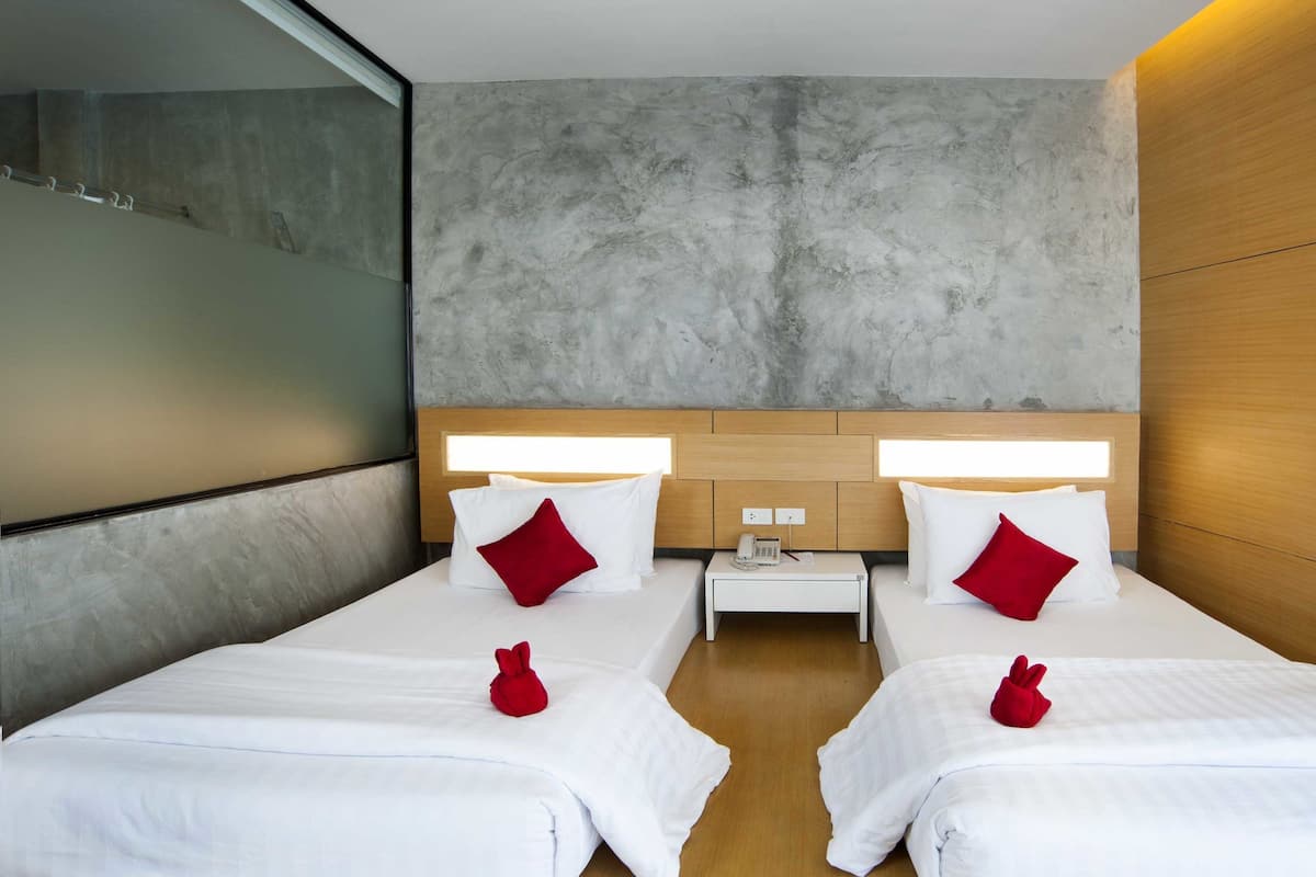 Minibar (free items), in-room safe, desk, rollaway beds (surcharge)