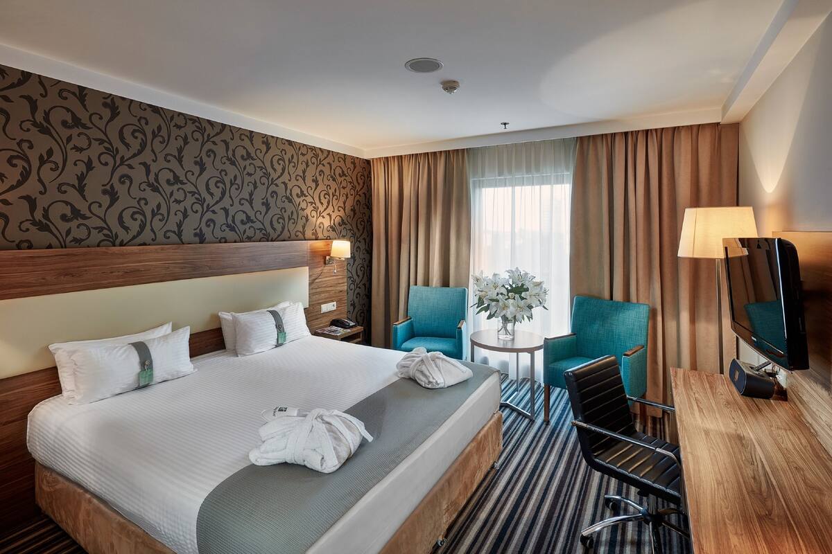 1 bedroom, minibar, in-room safe, desk