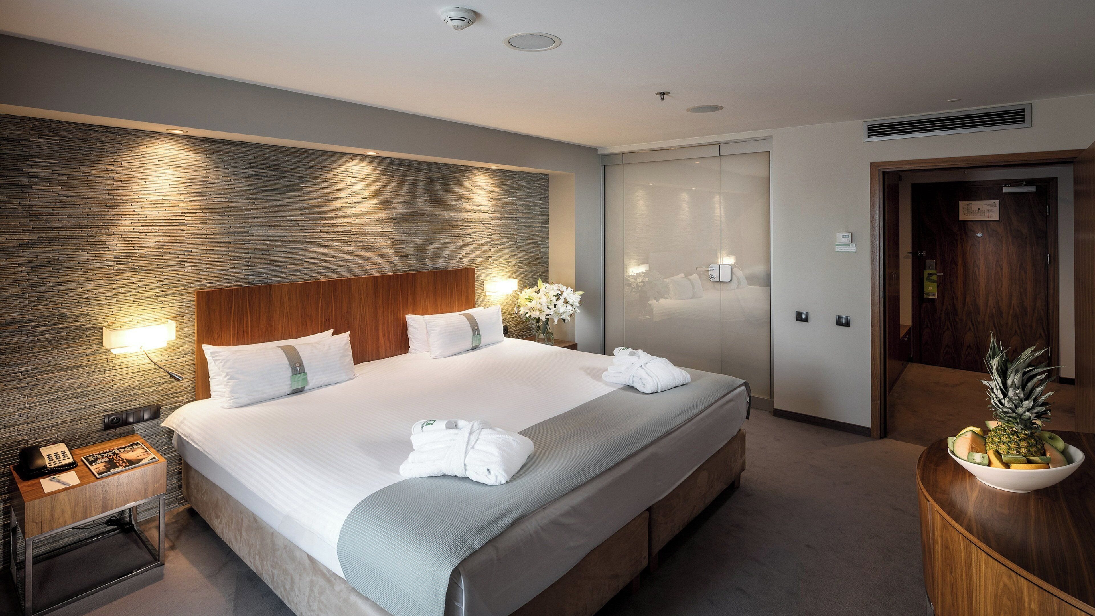 Suite, 1 camera da letto | Minibar, una cassaforte in camera, una scrivania, postazione laptop