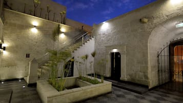 Entrada de la propiedad