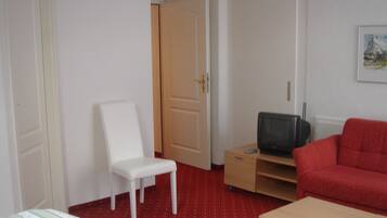 Coffres-forts dans les chambres, Wi-Fi gratuit, draps fournis