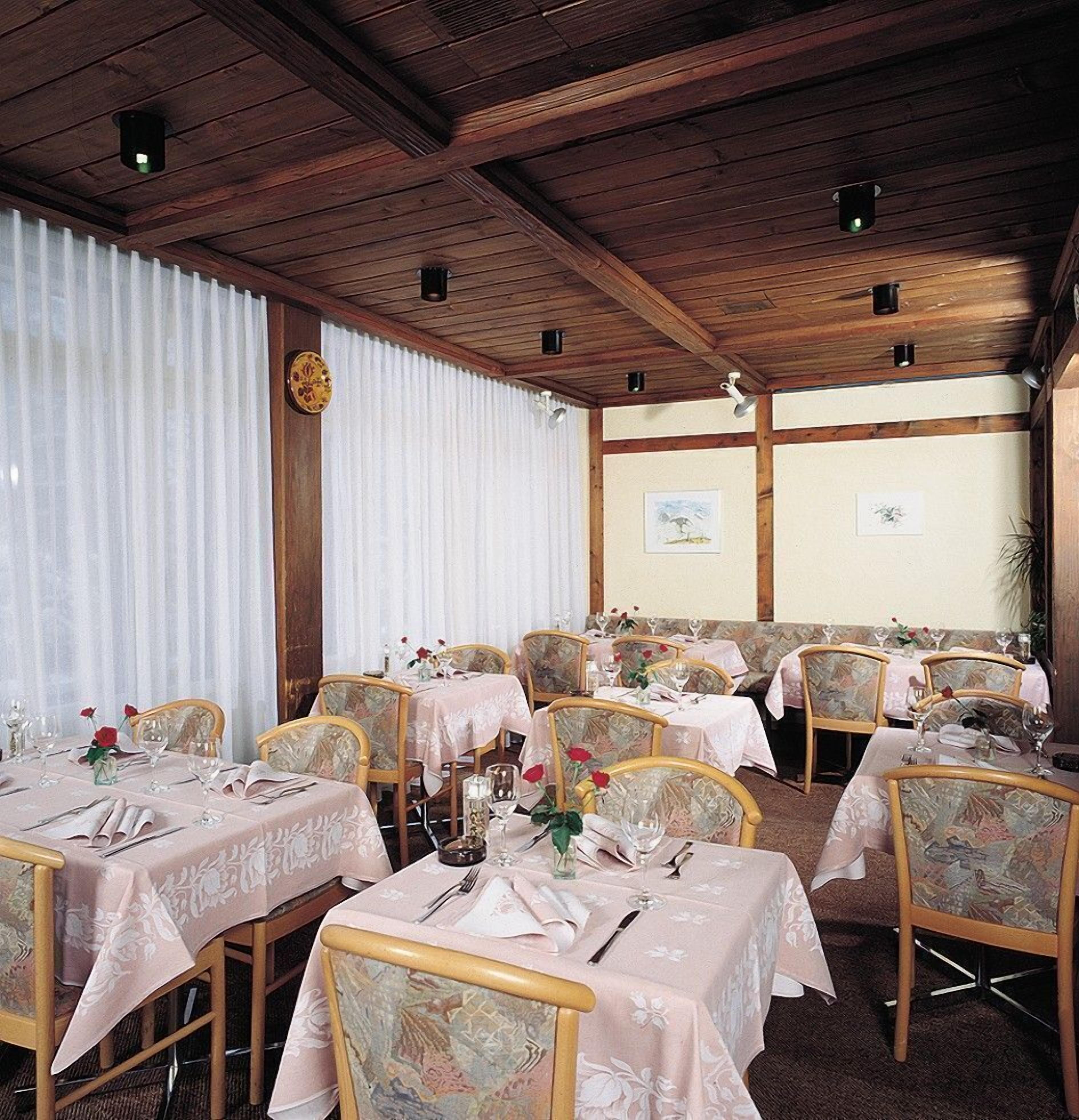 restaurant