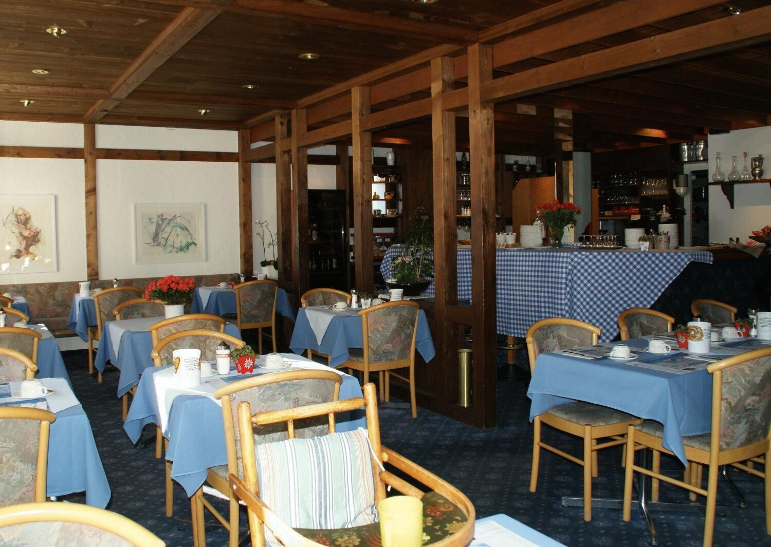 restaurant