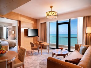 Executive Suite | Minibar, in-room safe, individually decorated, individually furnished - Bilgah Beach Hotel (Baku)