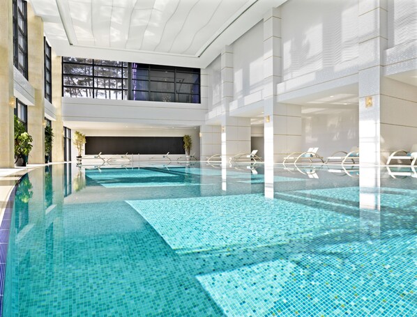 Indoor pool, 5 outdoor pools, cabanas (surcharge), pool umbrellas - Bilgah Beach Hotel (Baku)