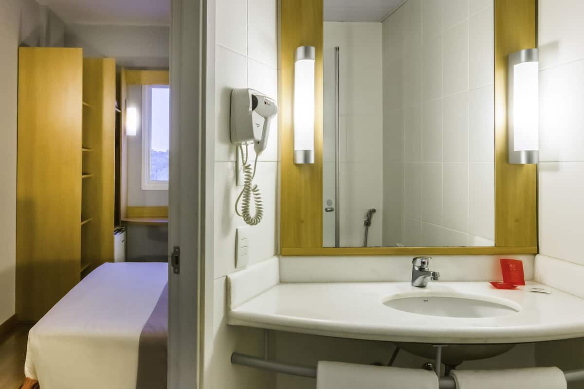 Minibar, desk, blackout drapes, soundproofing