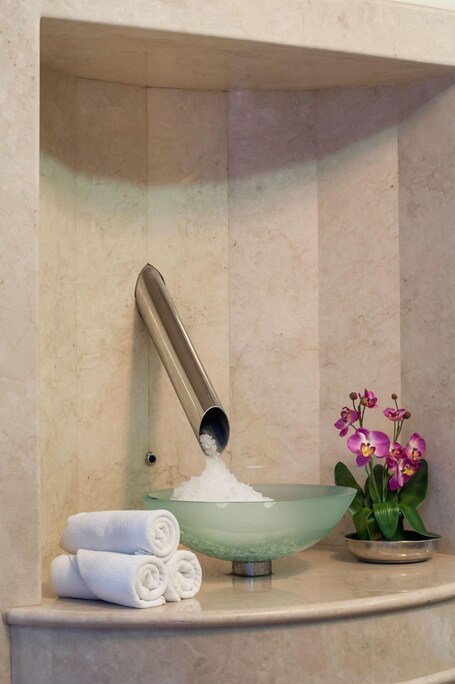 Rixos Pera Istanbul - Image 13