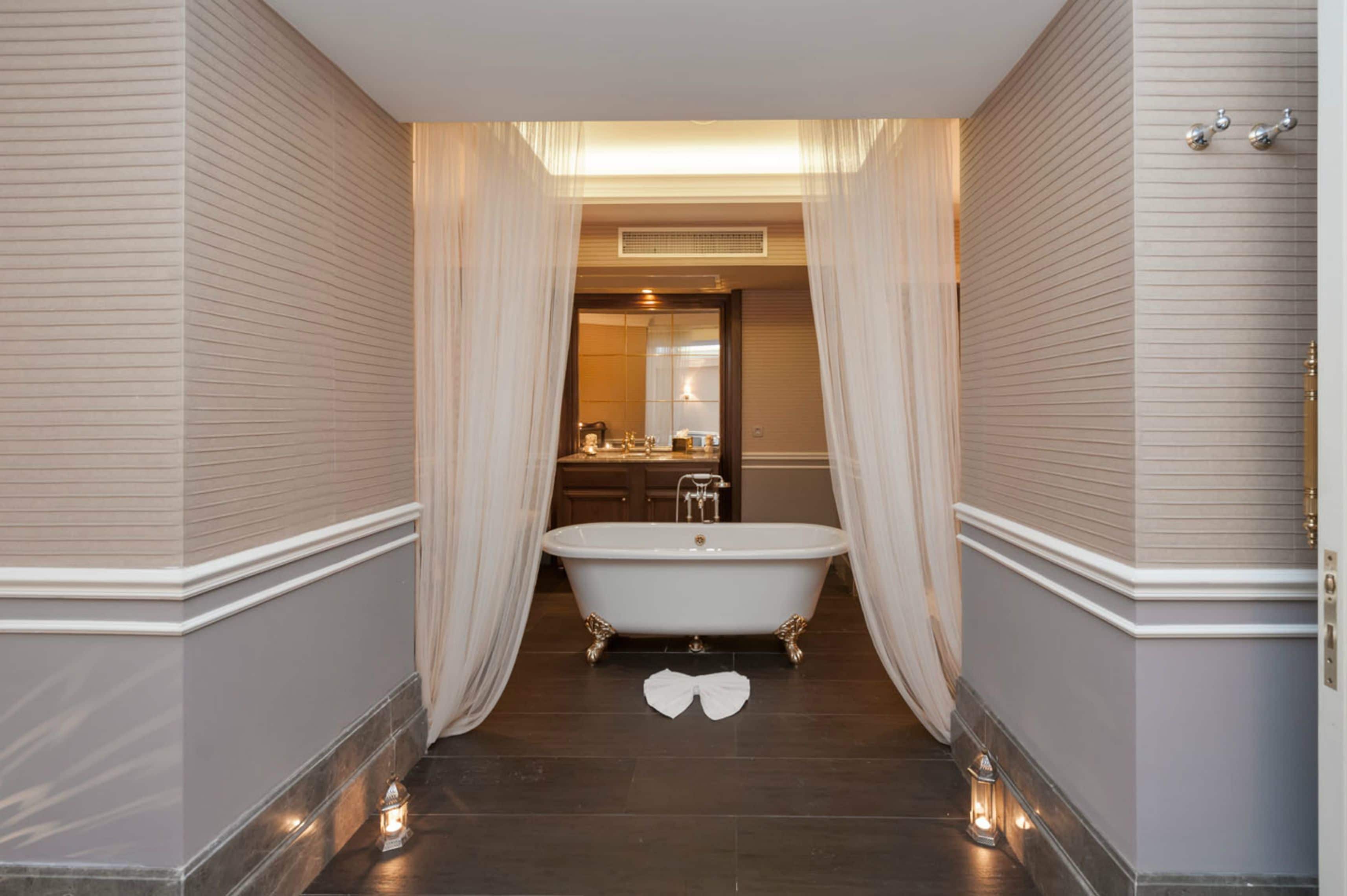 couples treatment room(s), sauna, steam room, turkish bath/hammam