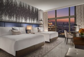 Minibar, in-room safe, desk, laptop workspace - Conrad Macao (Cotai)