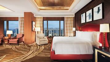 Svit Presidential - 1 kingsize-säng | Minibar, värdeförvaringsskåp på rummet och skrivbord