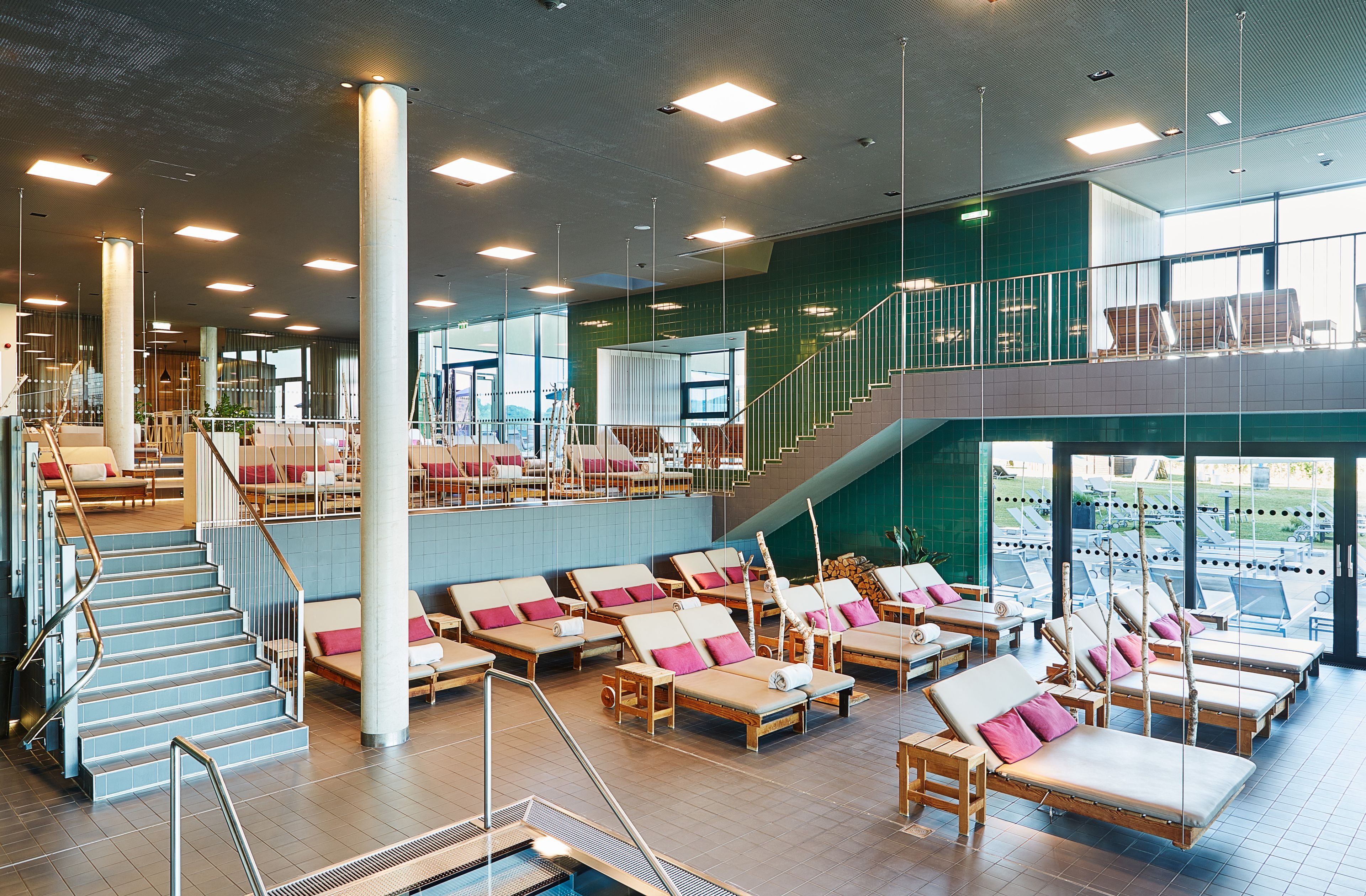 sauna, steam room, body treatments, aromatherapy, body wraps