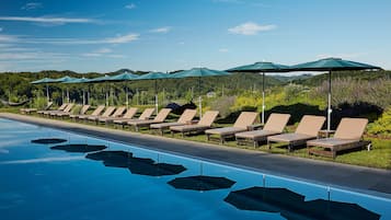 Outdoor pool, sun loungers