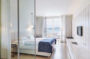 Rom (Prestige) | Sengetøy av topp kvalitet, minibar, safe på rommet og skrivebord