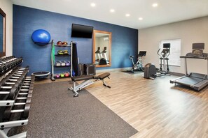 Fitness facility - Hampton Inn Clinton, IA (Clinton)
