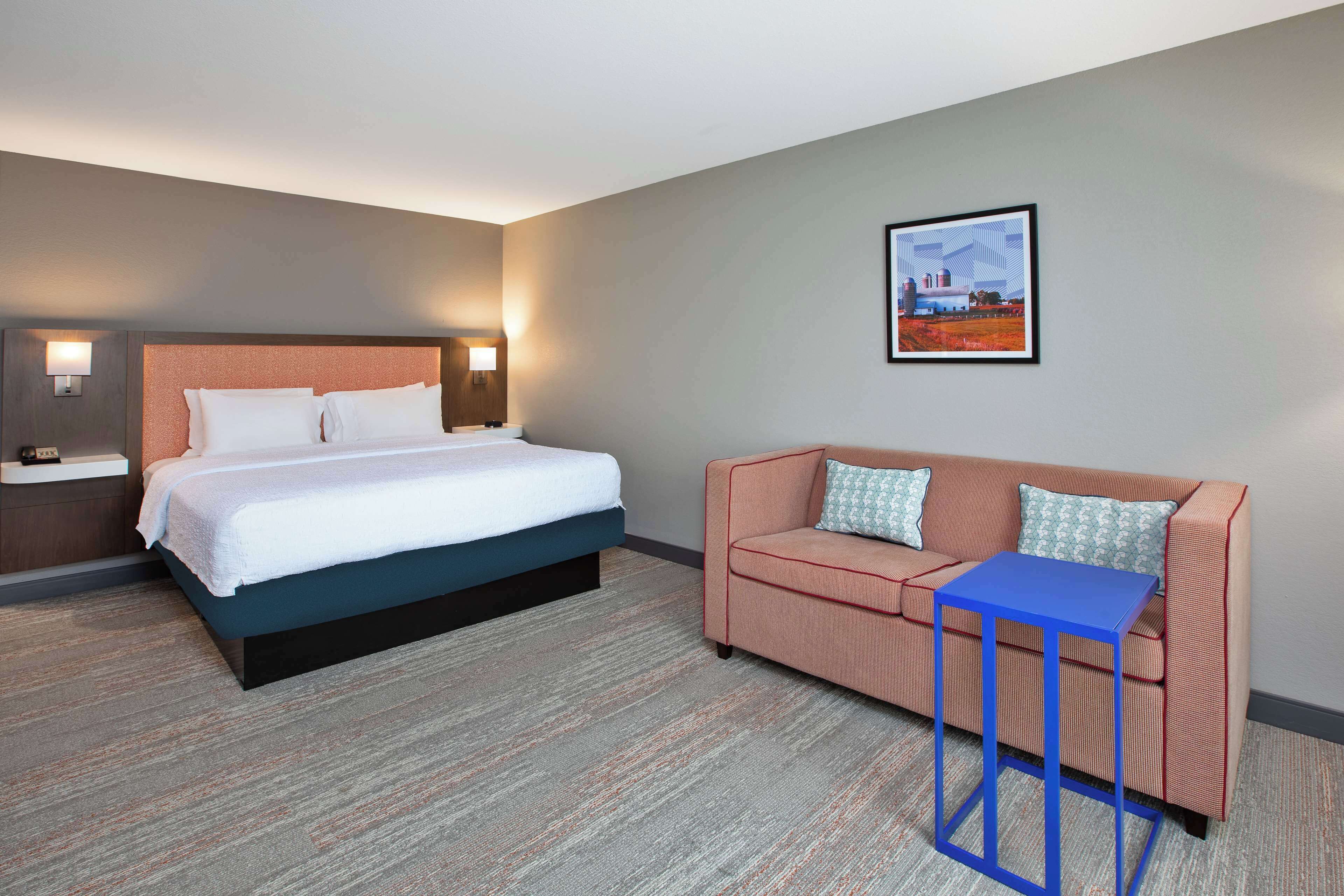 room, 1 king bed with sofa bed, non smoking | living area | 32-inch flat-screen tv with digital channels, tv, ipod dock