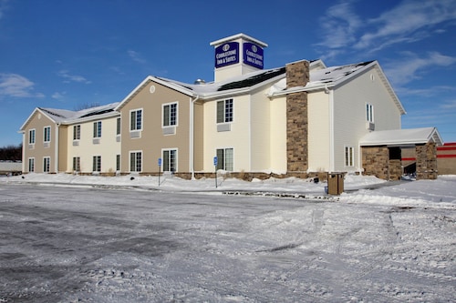 Cobblestone Inn & Suites - Carrington