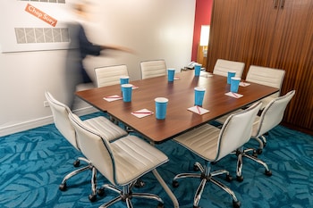 Meeting space at Shoreline Hotel Waikiki