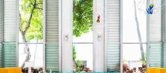 Shoreline Hotel Waikiki