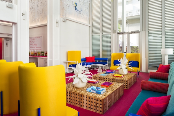 Sala de estar en el lobby