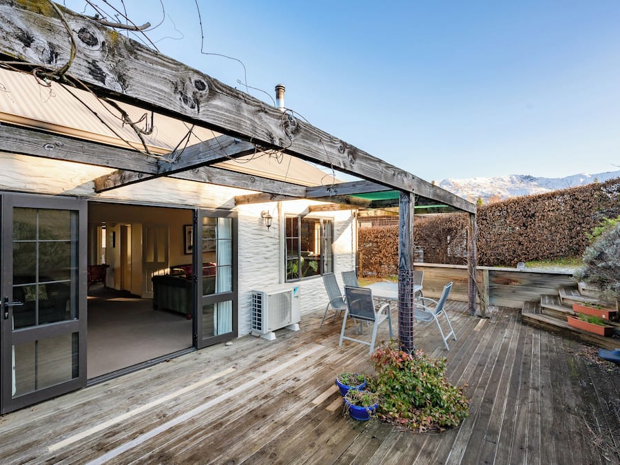 Criffel Peak View Cottage | Terrace/patio