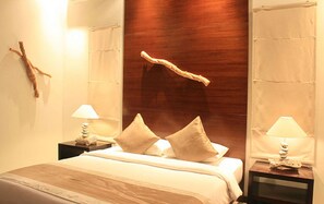 Villa, 1 Bedroom | In-room safe, desk, laptop workspace, blackout drapes - Katala Villas (Denpasar)