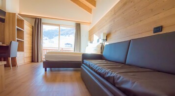 Superior Room | In-room safe, free WiFi