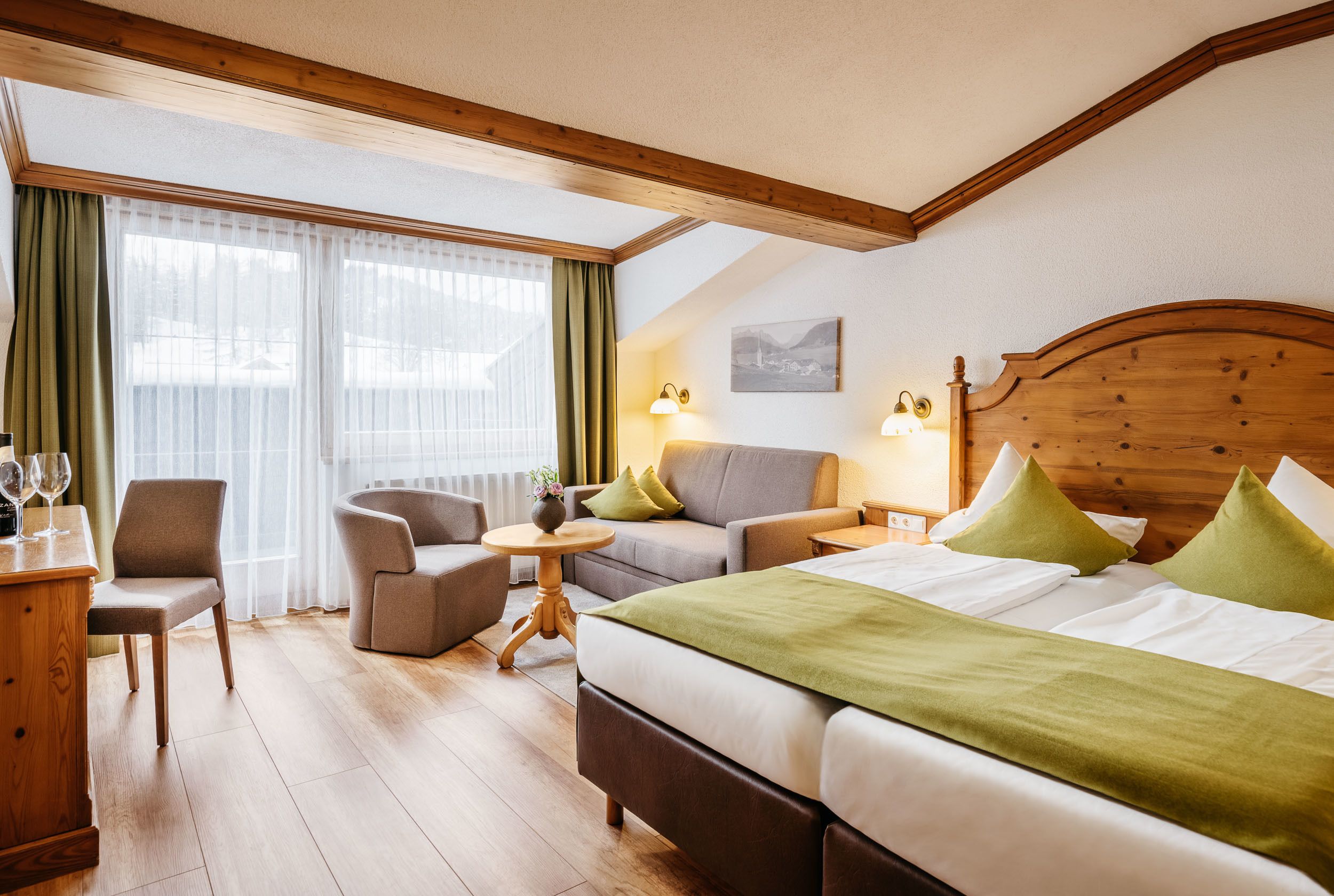 standard double or twin room, balcony | premium bedding, in-room safe, desk, cots/infant beds