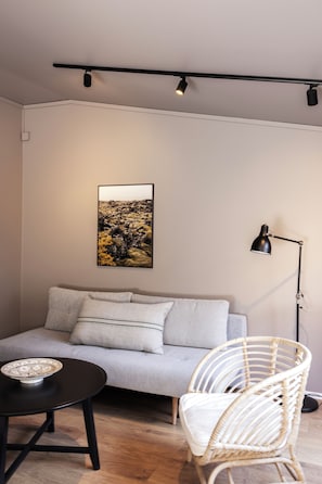 One Bedroom Apartment (4 adults) | 1 bedroom, free cribs/infant beds, free WiFi, bed sheets