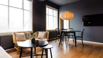 Leilighet – classic, 2 soverom | Barnesenger (inkludert), wi-fi (inkludert) og sengetøy