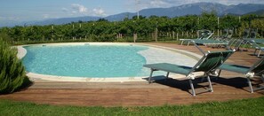 Outdoor pool, open 10:30 AM to 7:00 PM, pool umbrellas, pool loungers - Col delle Rane (Caerano di San Marco)