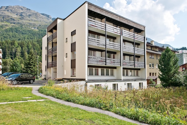 Exterior - Hostel Casa Franco (St. Moritz)