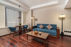 套房 | 高級寢具、羽絨被、舒適加層、免費迷你吧