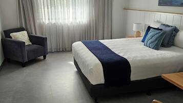 Deluxe Room, 1 Queen Bed