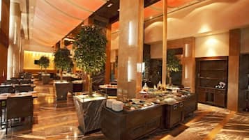 Breakfast (INR 950 per person)