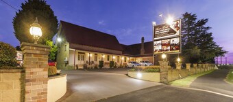 Black Gold Motel